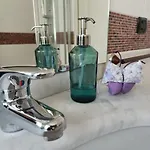 Double Private Bathroom Bocconi Prada Ied 3* Μιλάνο