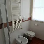 Πανσιόν Double Private Bathroom Bocconi Prada Ied