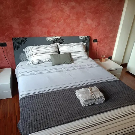 Πανσιόν Double Private Bathroom Bocconi Prada Ied 3*